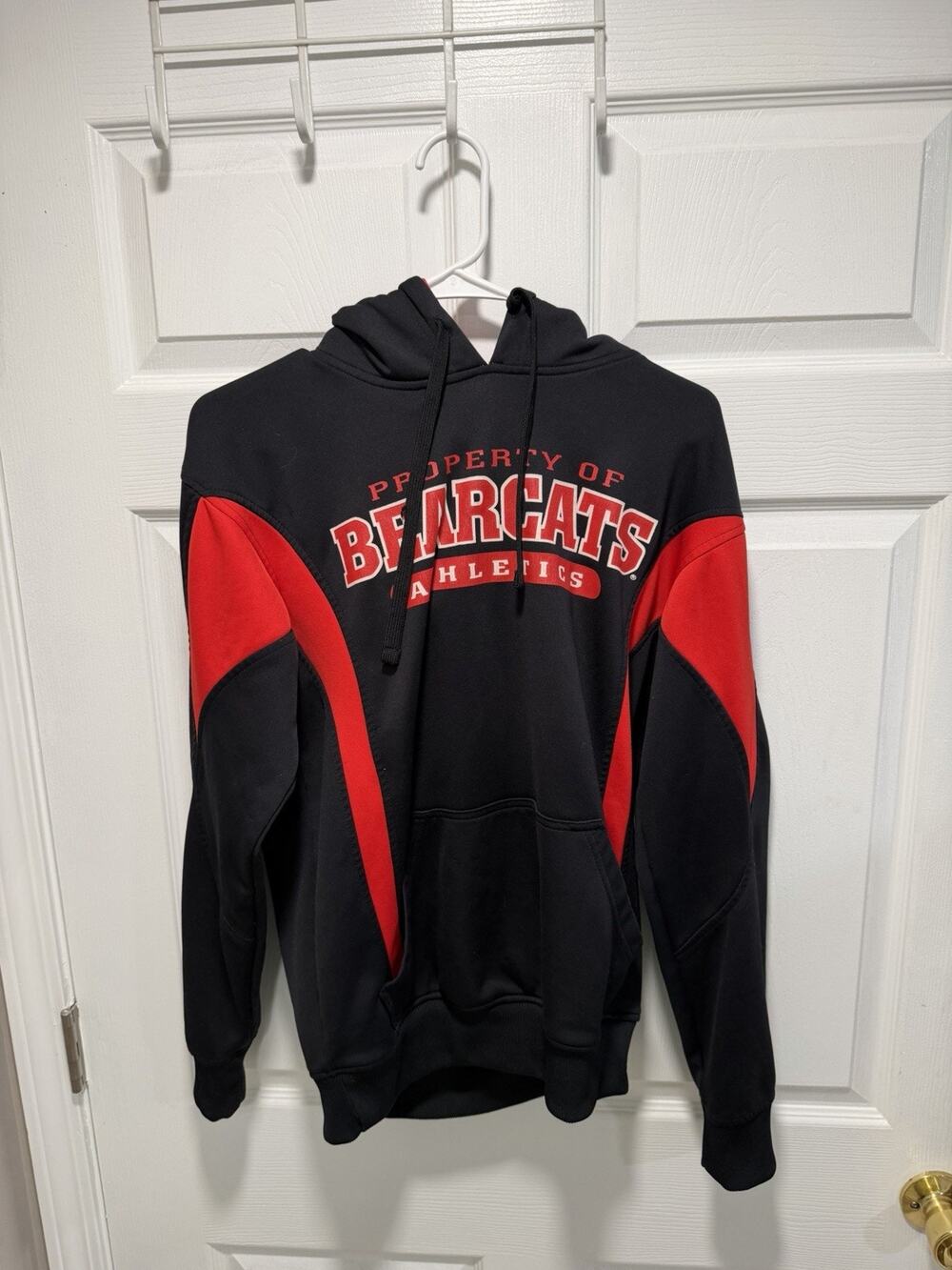 NCAA ProEdge Cincinnati Bearcats Hoodie Mens Small Black Red Pullover Sweatshirt